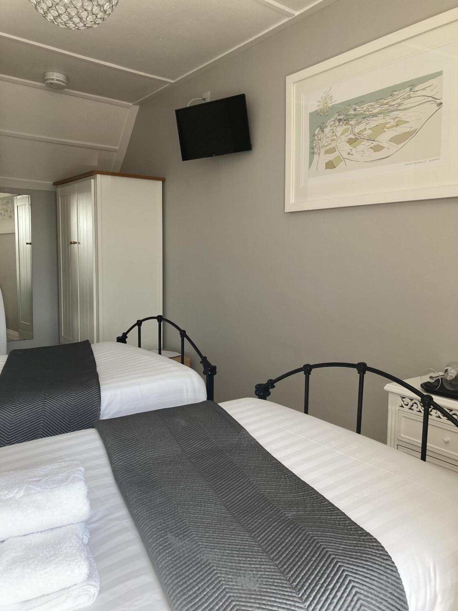 Bed and Breakfast Old Temperance House Saint Keverne Номер фото